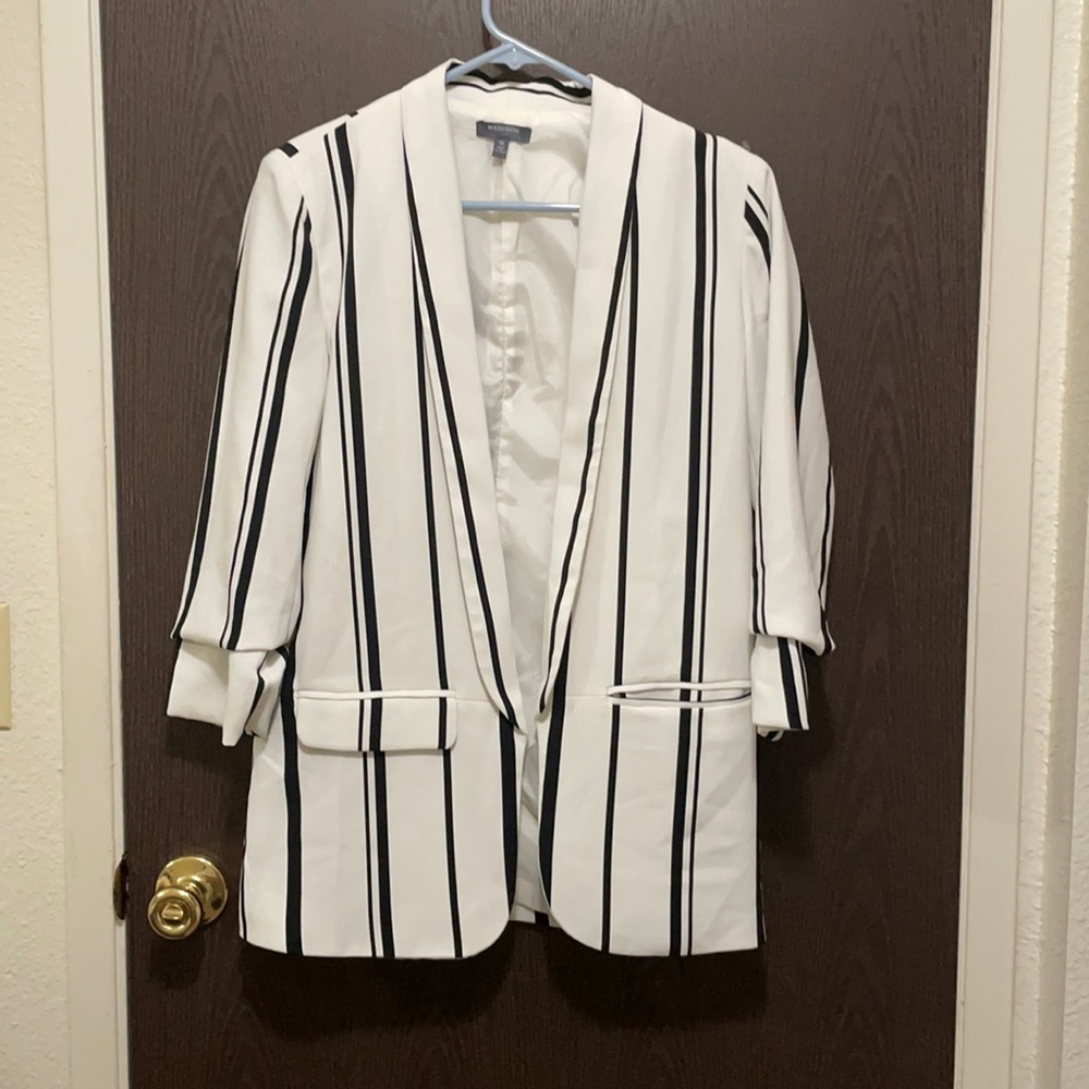 Madison women’s black and white striped blazer size: M